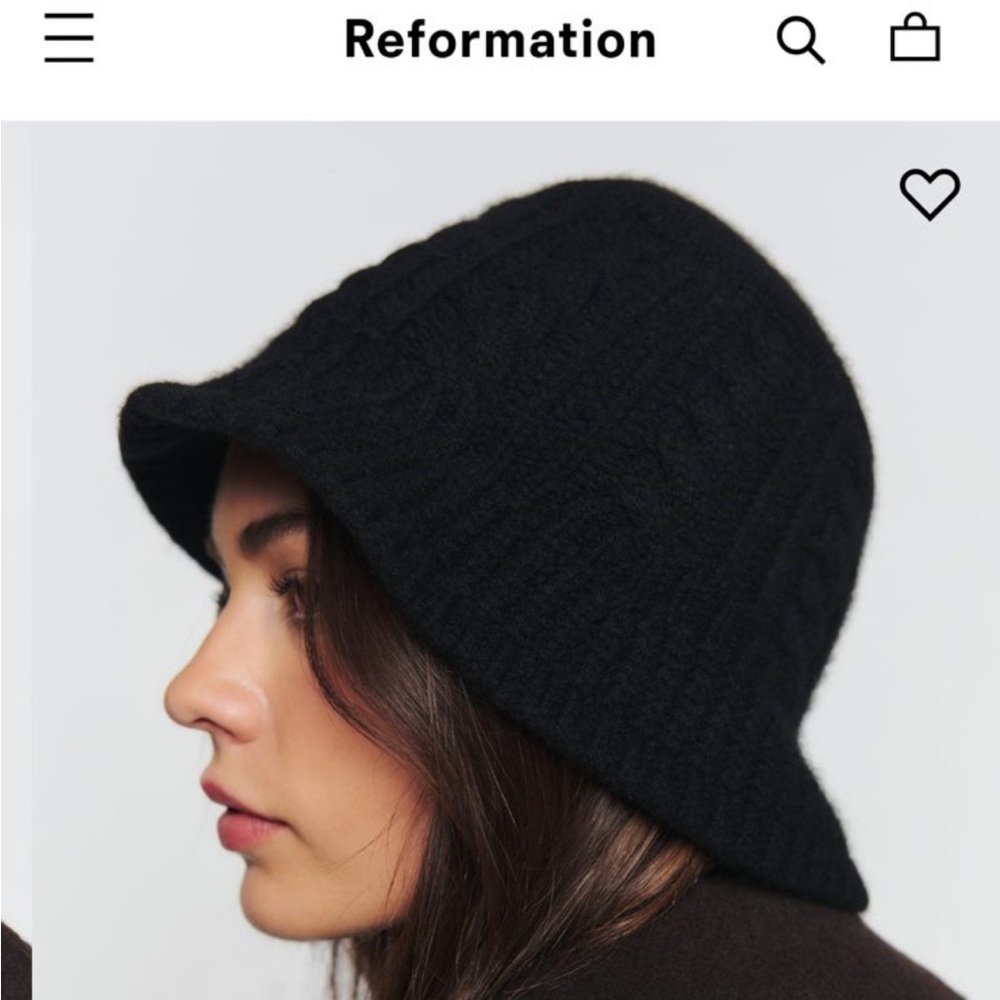 NWT Reformation Emil Knit Bucket Hat